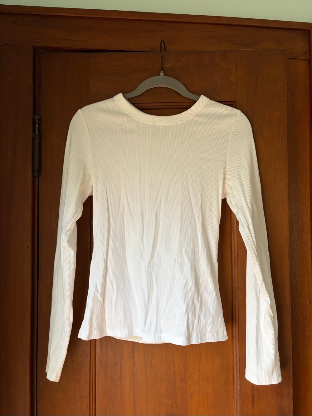 Old Navy White Long Sleeve Tee